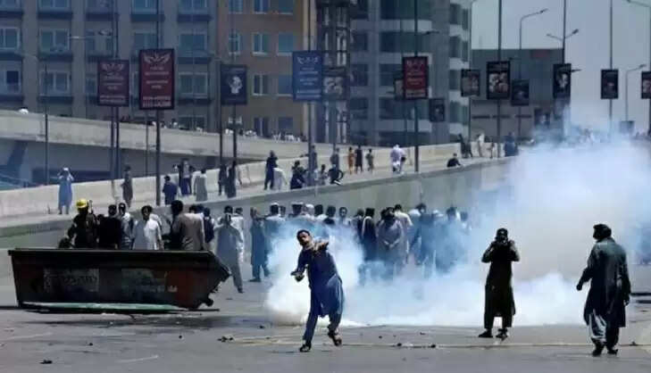 पाकिस्तान सुप्रीम कोर्ट का ट्रायल कोर्ट को मई, 2022 के दंगों से जुड़े लंबित मामले चार महीने के भीतर निपटाने का निर्देश