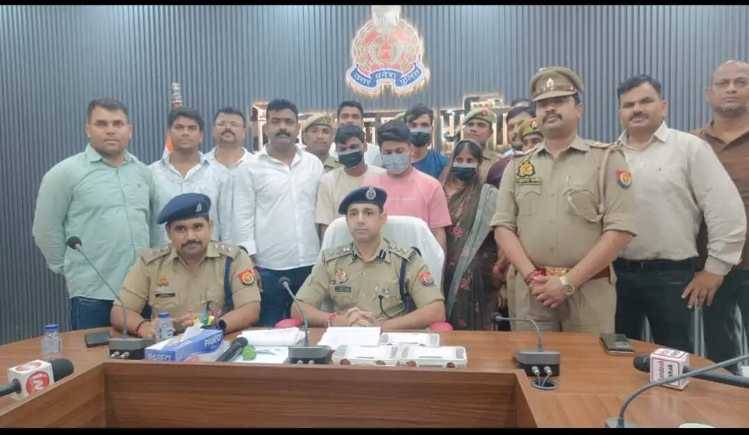पत्नी ने प्रेमी को सुपारी देकर कराई थी पति की हत्या, चार गिरफ्तार
