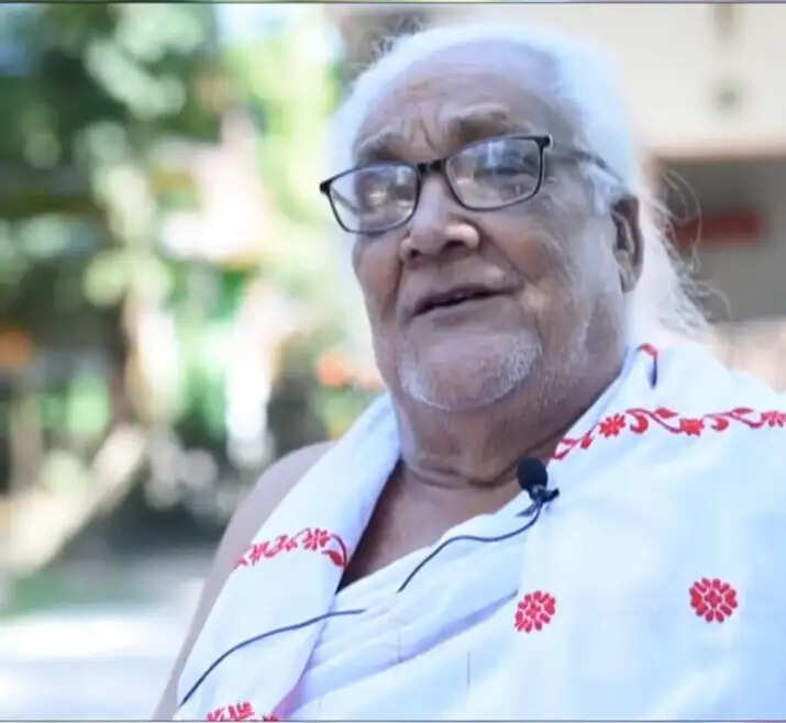मुख्यमंत्री ने बरपेटा सत्र के दिवंगत बूढ़ा सत्राधिकार वशिष्ठ देव शर्मा को दी श्रद्धांजलि