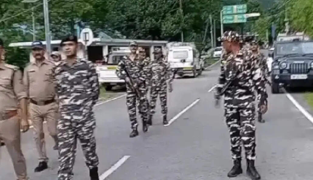 भारत-नेपाल सीमा पर संवेदनशील क्षेत्रों में बढ़ाई निगरानी