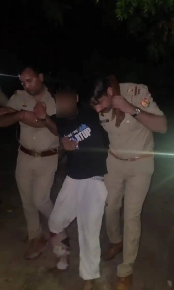 लखनऊ : महिला के साथ छेड़छाड़ का आराेपित पुलिस मुठभेड़ में घायल