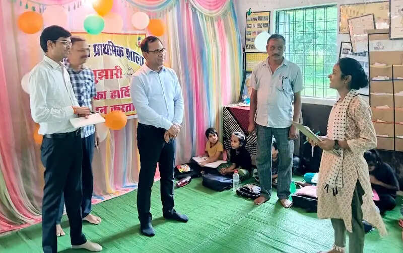 मप्रः गुणवत्तापूर्ण शिक्षण की मिसाल बनीं शिक्षिका आकांक्षा राजोरिया