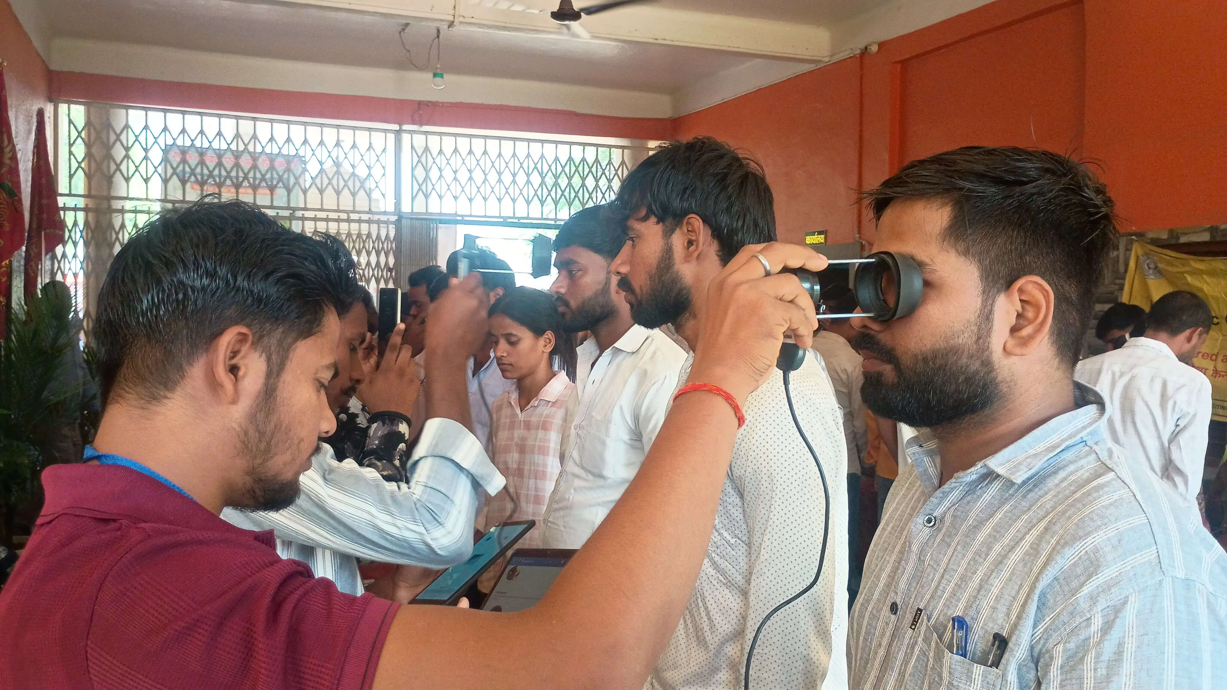 यूपी होमगार्ड्स परीक्षा: जौनपुर में 19 केंद्रों पर 50 हजार अभ्यर्थी शामिल