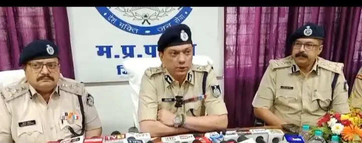 ऑपरेशन ‘प्रहार’ की सफलता के बाद रीवा जोन में ‘जन चौपाल अभियान’ की शुरुआत