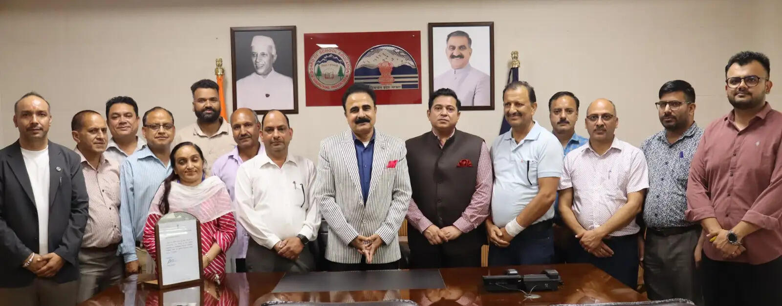 स्कूल शिक्षा बोर्ड में अधिकारी पदोन्नत, बोर्ड अध्यक्ष ने दी शुभकामनाएं