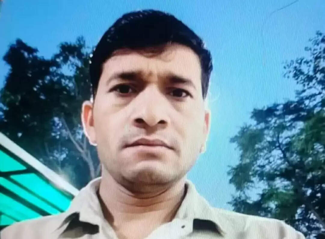 अज्ञात वाहन की टक्कर से युवक की मौत