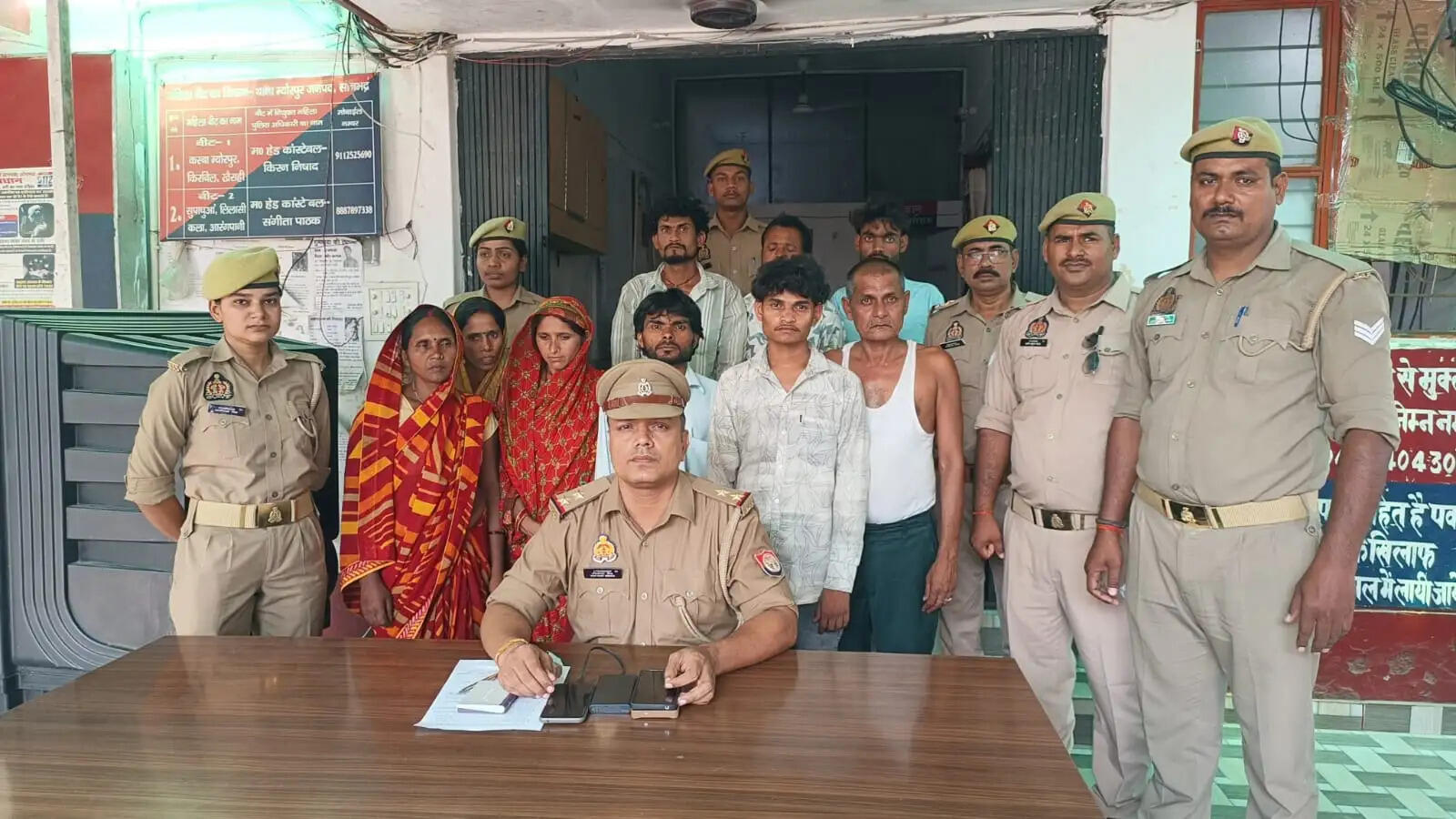 सोनभद्र पुलिस टीम पर हमला करने वाले नौ लाेग गिरफ्तार