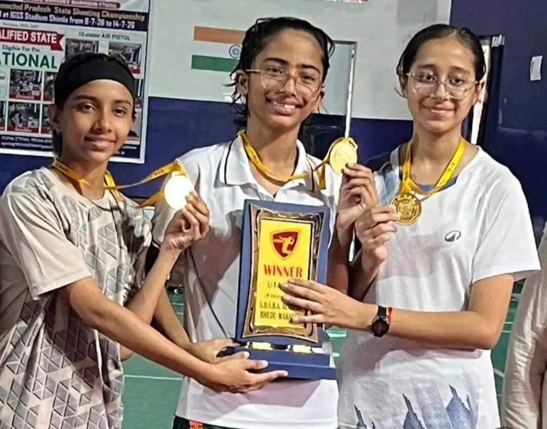 हिसार : विद्युत नगर बैडमिंटन हॉल के खिलाड़ियों ने राष्ट्रीय प्रतियोगिता में जीते पदक