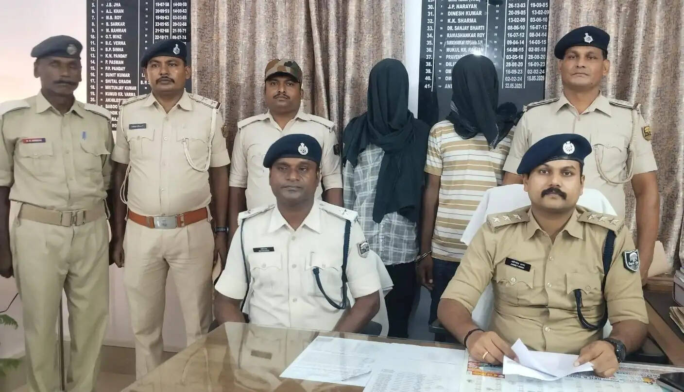 वायरल वीडियो मामले में दो आरोपी गिरफ्तार, 2 देसी कट्टा और 11 कारतूस बरामद