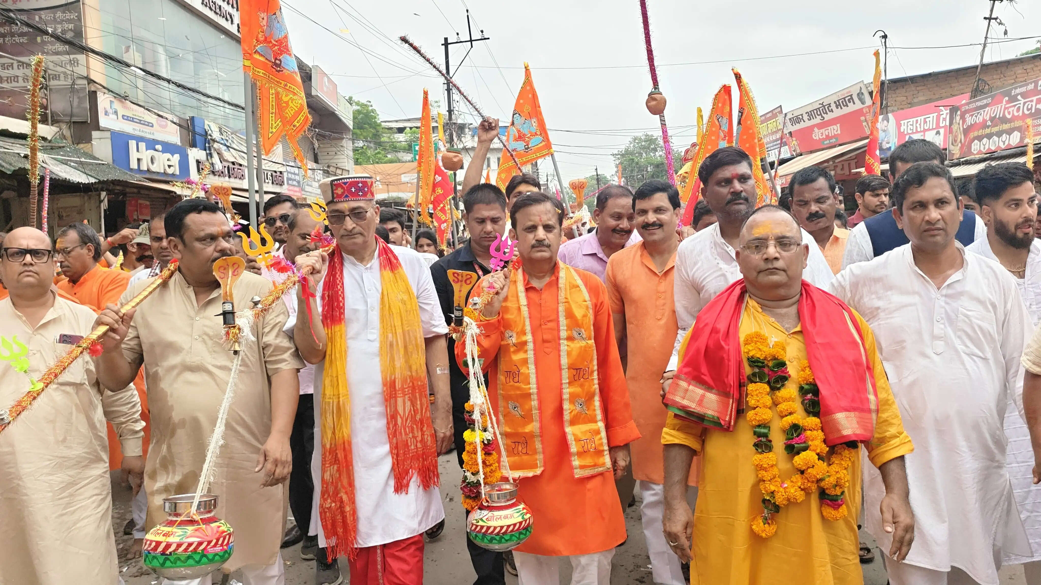 दुनिया में देवभूमि कहीं है तो सिर्फ भारत की भूमि है उपमुख्यमंत्री