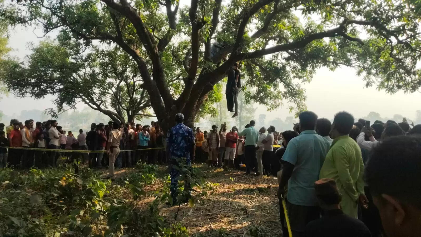 बगहा में प्रेमी जोड़े की संदिग्ध मौत ,जांच में जुटी पुलिस