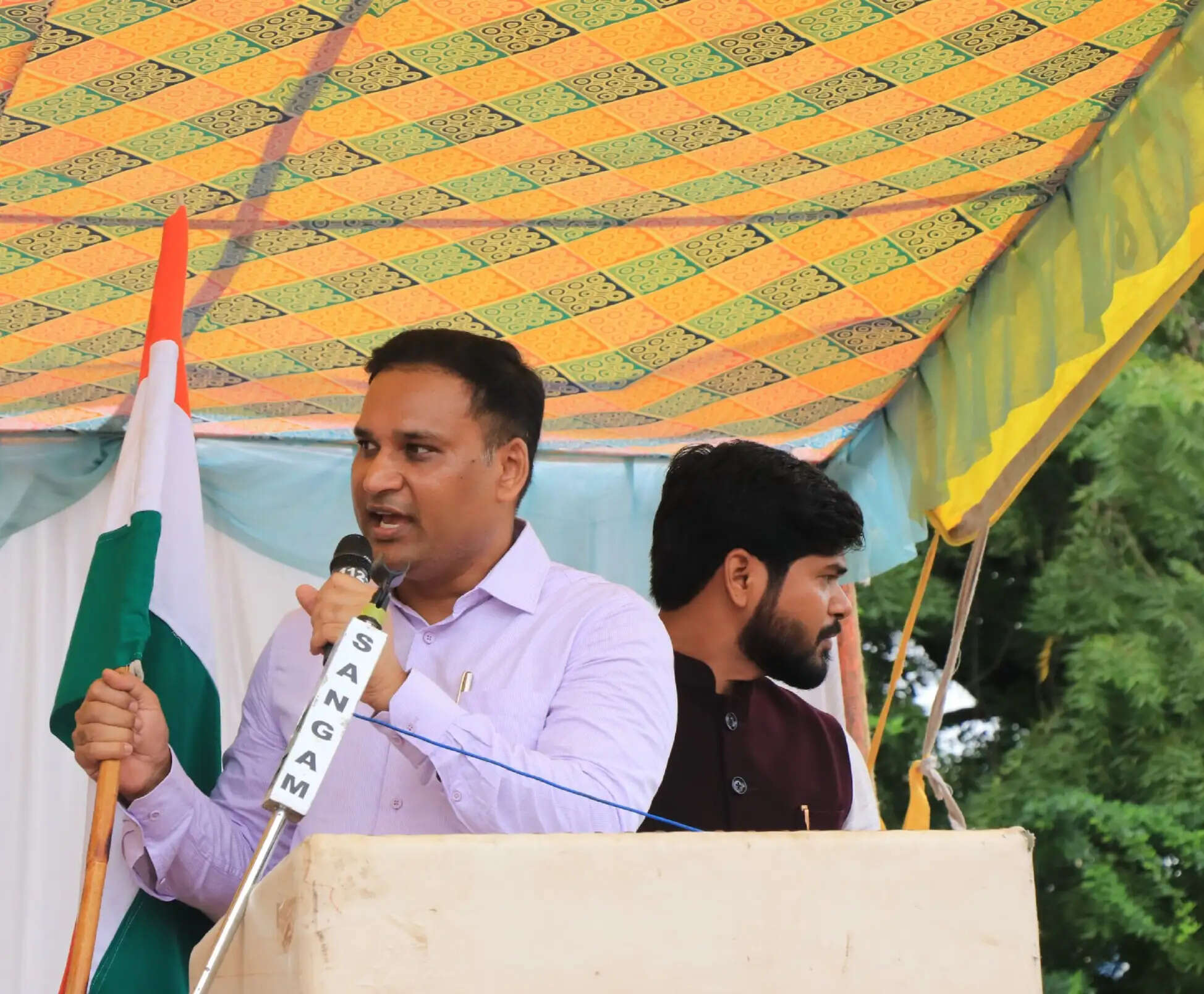 झाबुआ: हर्षोल्लास पूर्वक हुआ राष्ट्रीय ध्वज का यशगान, तिरंगा रैली में शामिल हुआ समूचा नगर