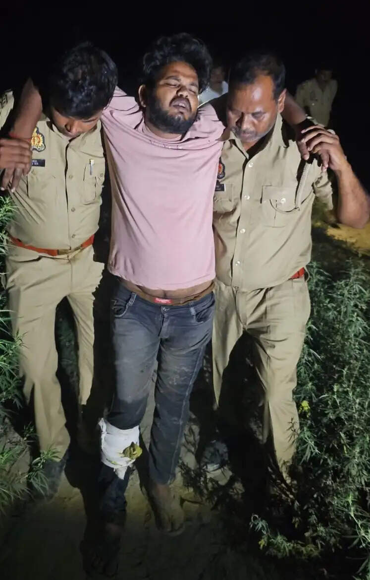 मुठभेड़ में अंतर-जनपदीय शातिर चोर गिरोह के तीन अपराधी गिरफ्तार