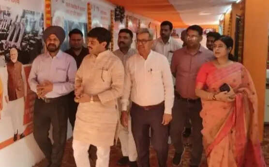 नव निर्माण के नौ वर्ष पर विकास प्रदर्शनी का समापन