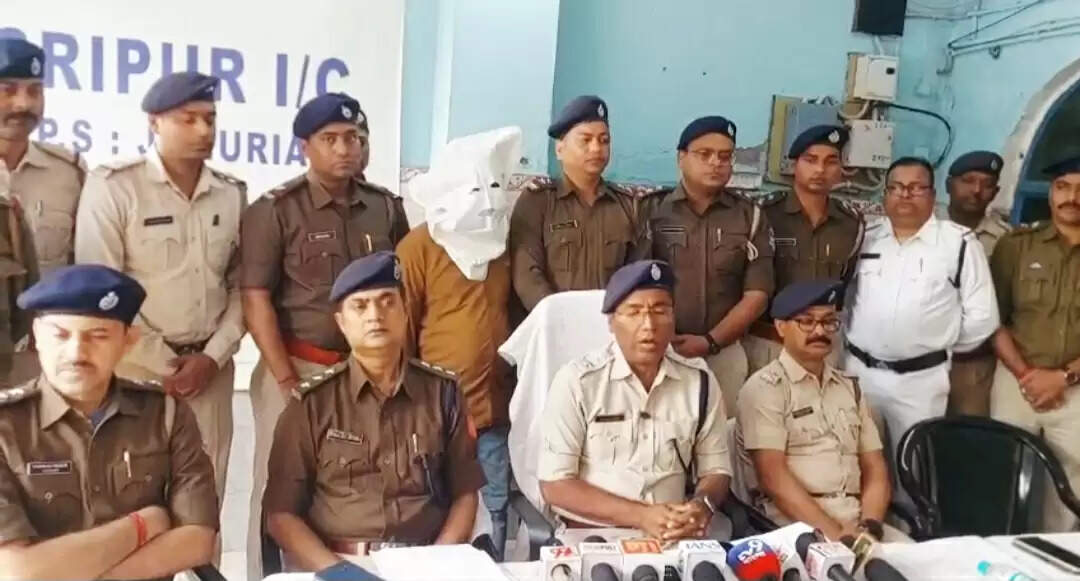 प्रेमी के साथ मिलकर पत्नी ने की पति की हत्या, आरोपित गिरफ्तार