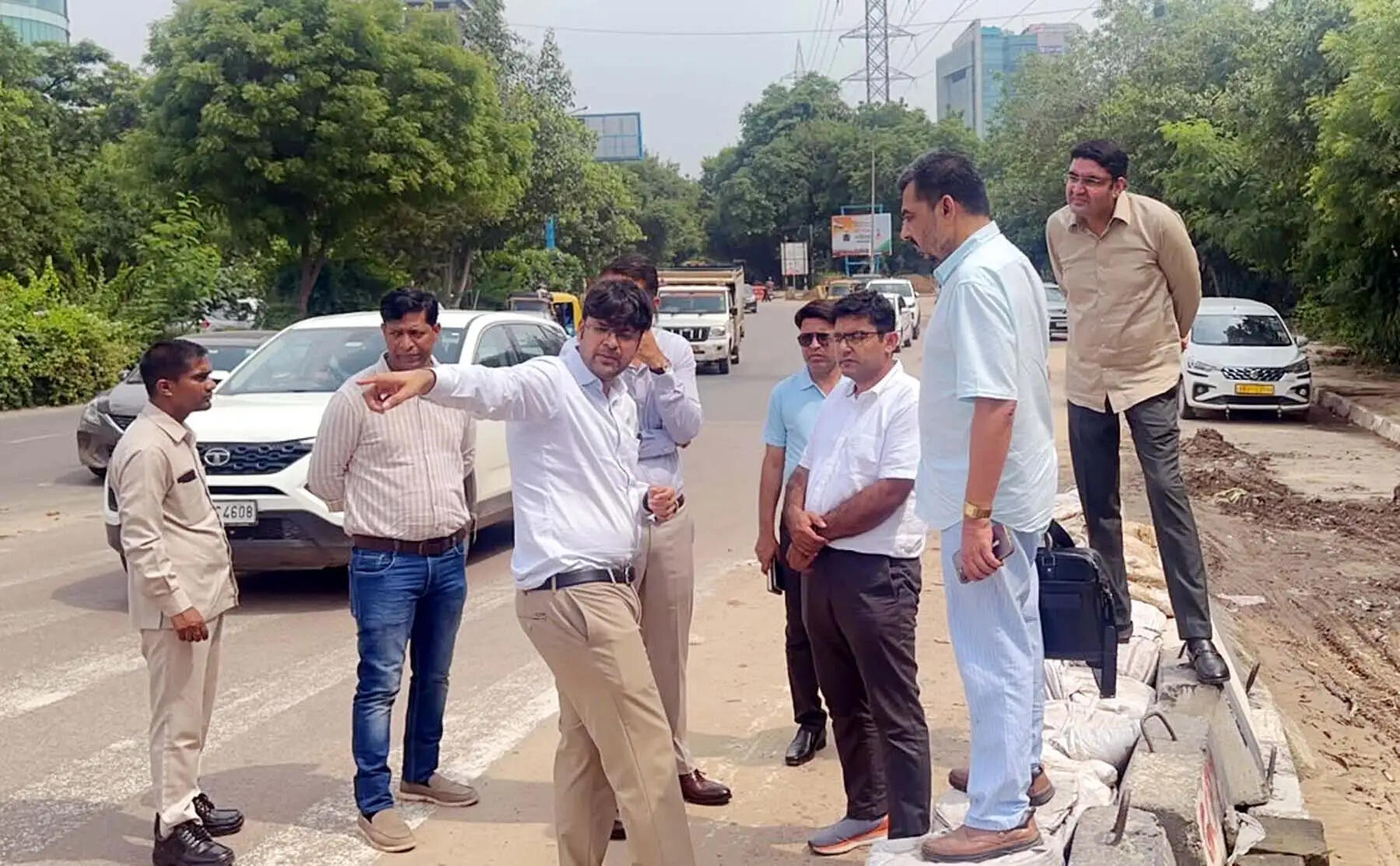 गुरुग्राम: जलभराव से निजात के समाधान के लिए पहुंची आईआईटी गांधीनगर की टीम