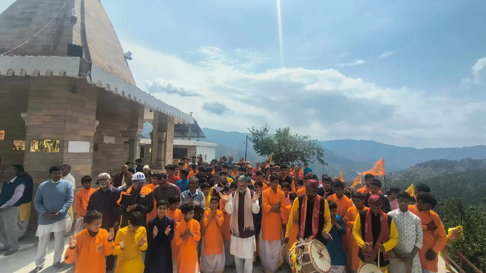 वासंतीय नवरात्रि का हुआ दिव्य एवं भव्य शुभारंभ
