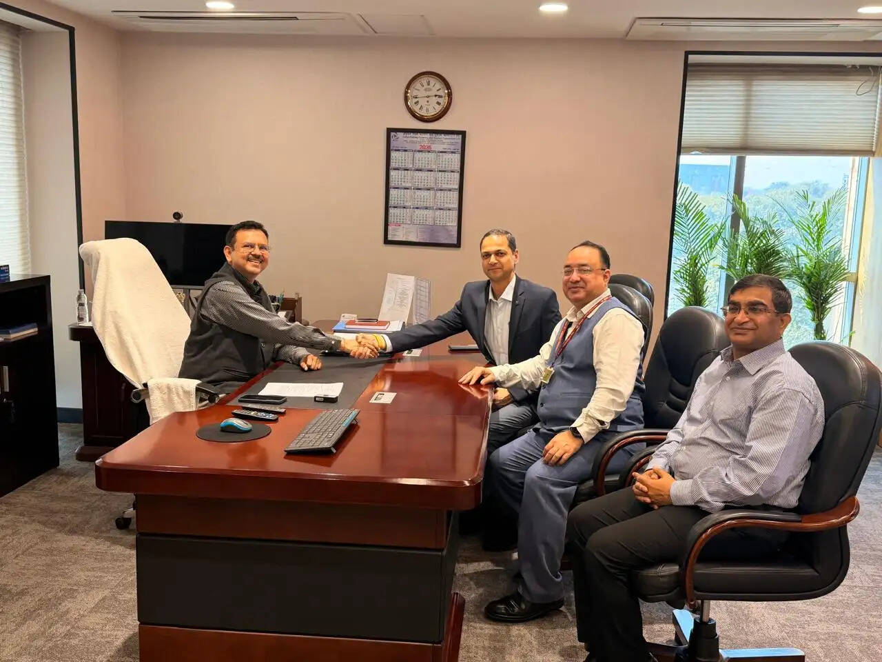 हिमाचल पर्यटन निगम और आईआरसीटीसी मिलकर बढाएंगे बिज़नेस