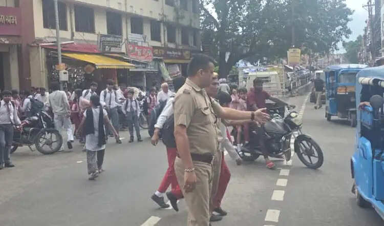 छात्राओं की सुरक्षा को लेकर चला ताबड़तोड़ चेकिंग अभियान