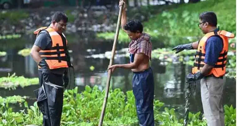 कूचबिहार में विरासत बचाने की पहल,&nbsp;‘यमुना दीघि’ से सफाई अभियान में उतरे विधानसभा&nbsp;स्पीकर