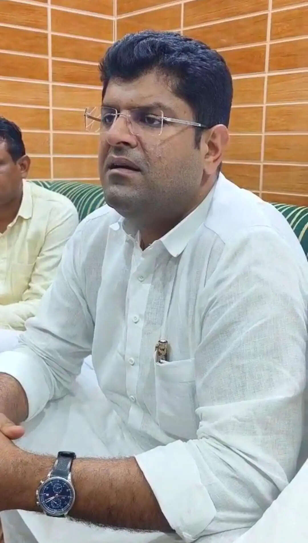 जींद : मुख्यमंत्री के लिए कोई अपशब्द नही कहे : दुष्यंत चौटाला