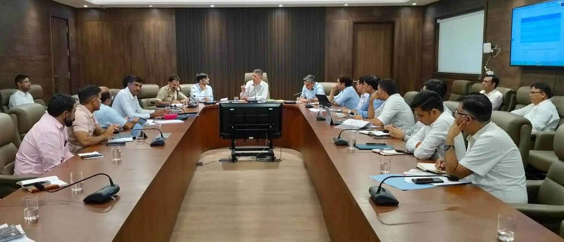 गुुरुग्राम: प्रदूषण नियंत्रण के लिए ट्रैफिक व्यवस्था को सुचारू करना भी महत्वपूर्ण: प्रदीप दहिया