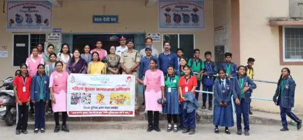 कांकेर पुलिस ने विद्यार्थियों को सड़क, महिला व साइबर सुरक्षा के लिए किया जागरूक