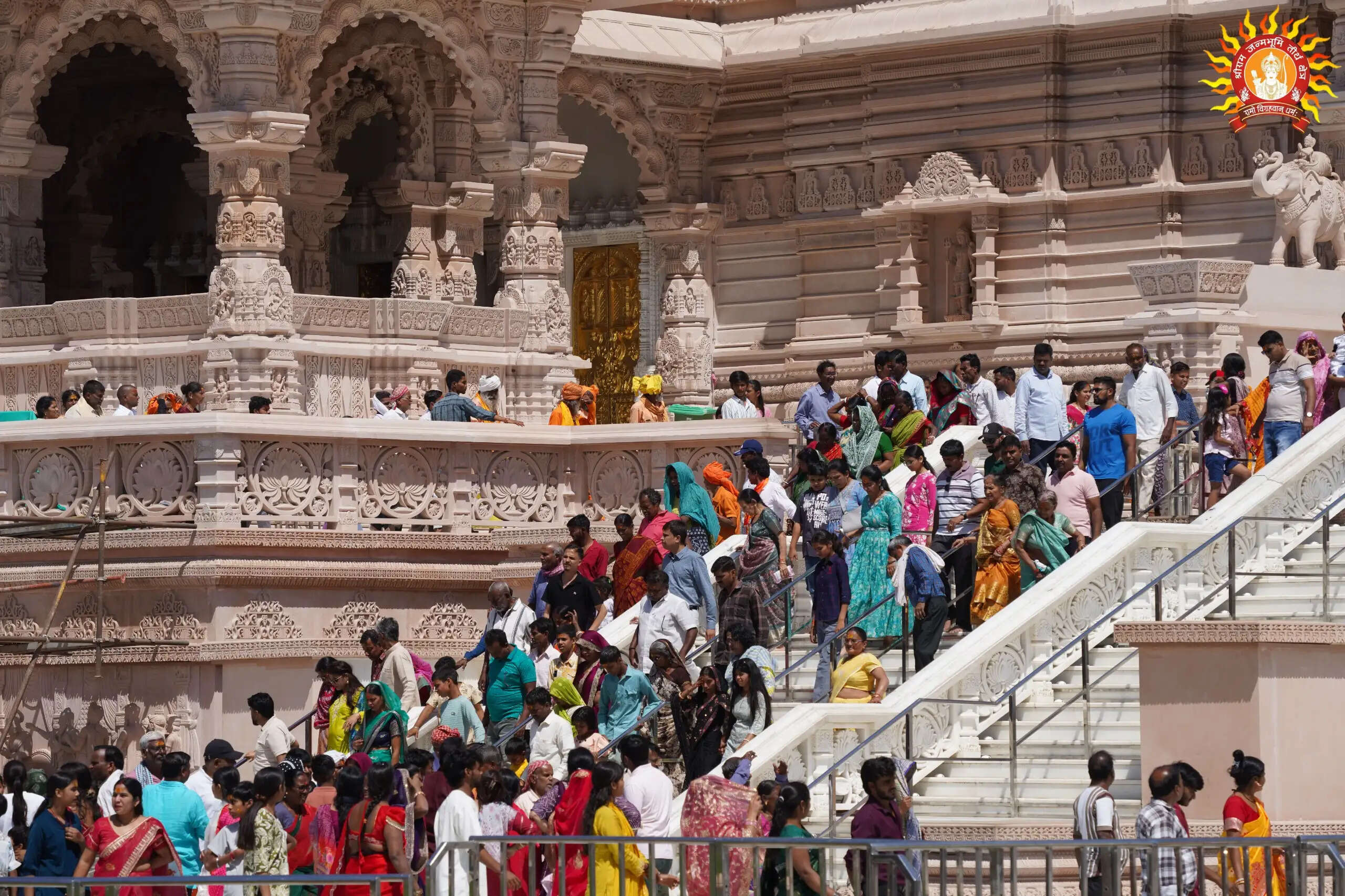 अयोध्या में श्रीराम जन्मभूमि समेत परिसर के सभी मन्दिरों में दर्शन प्रारम्भ, जारी हो रहे आनलाइन पास