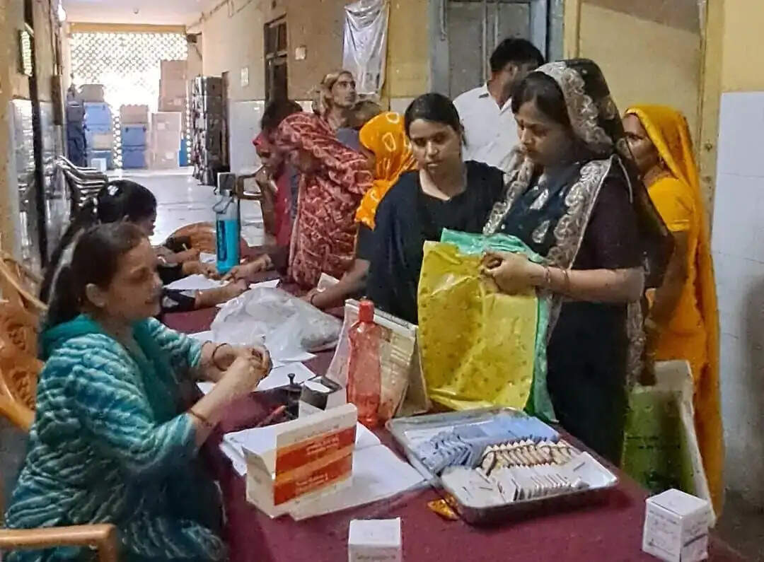 हाथरस में मातृत्व मेले में 112 गर्भवती महिलओं ने कराया स्वास्थ्य परीक्षण,मिली जानकारी