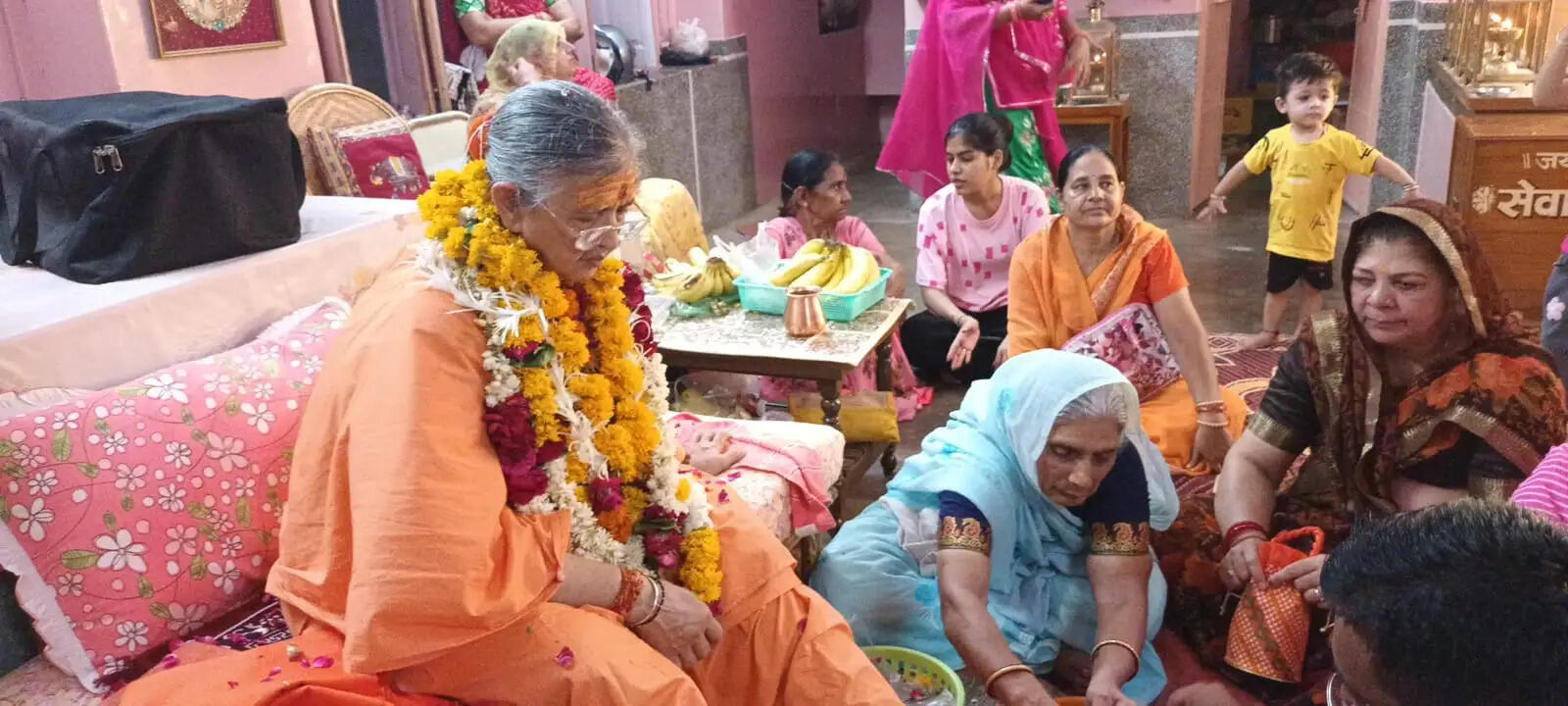 धार्मिक कार्यक्रमों के साथ मनाया रुकमणपुरी महाराज का जन्मदिवस
