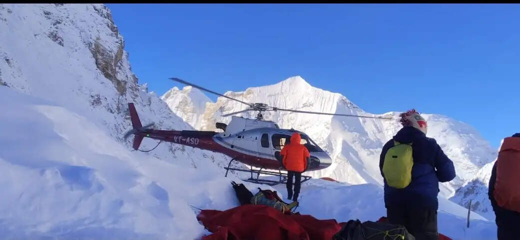 उत्तराखंड: कालिंदी से सभी 19 ट्रेकर्स सुरक्षित निकाले गए