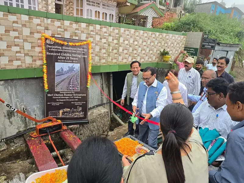 पूसीरे ने सुकना स्टेशन महोत्सव में डीएचआर की 146 साल पुरानी स्थापत्य विरासत का जश्न मनाया