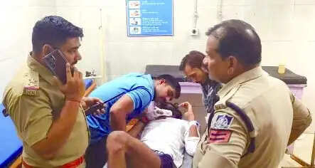 (अपडेट)&nbsp;मुरैना में चलते स्कूटर पर चली पिस्टल, दो छात्रों को लगीं 6 गोलियां