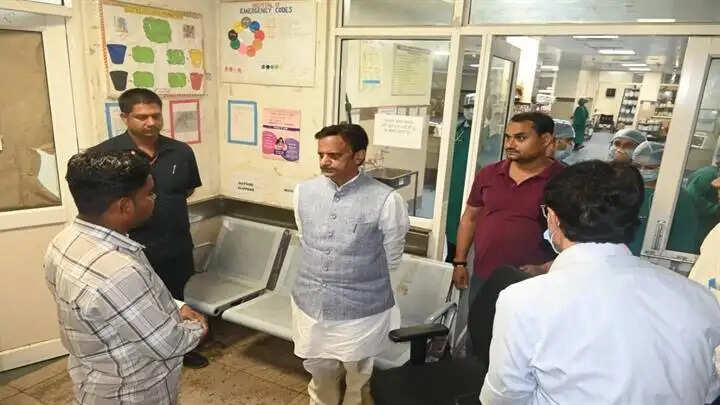 मप्र के बालाघाट में 24 बच्चों की मौत के बाद दो अधिकारियों को हटाया गया, राष्ट्रीय एससी आयोग ने मांगा जवाब