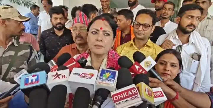ममता बनर्जी की गिरफ्तारी होनी चाहिए, कानून से ऊपर कोई नहीं - अग्निमित्रा पाल