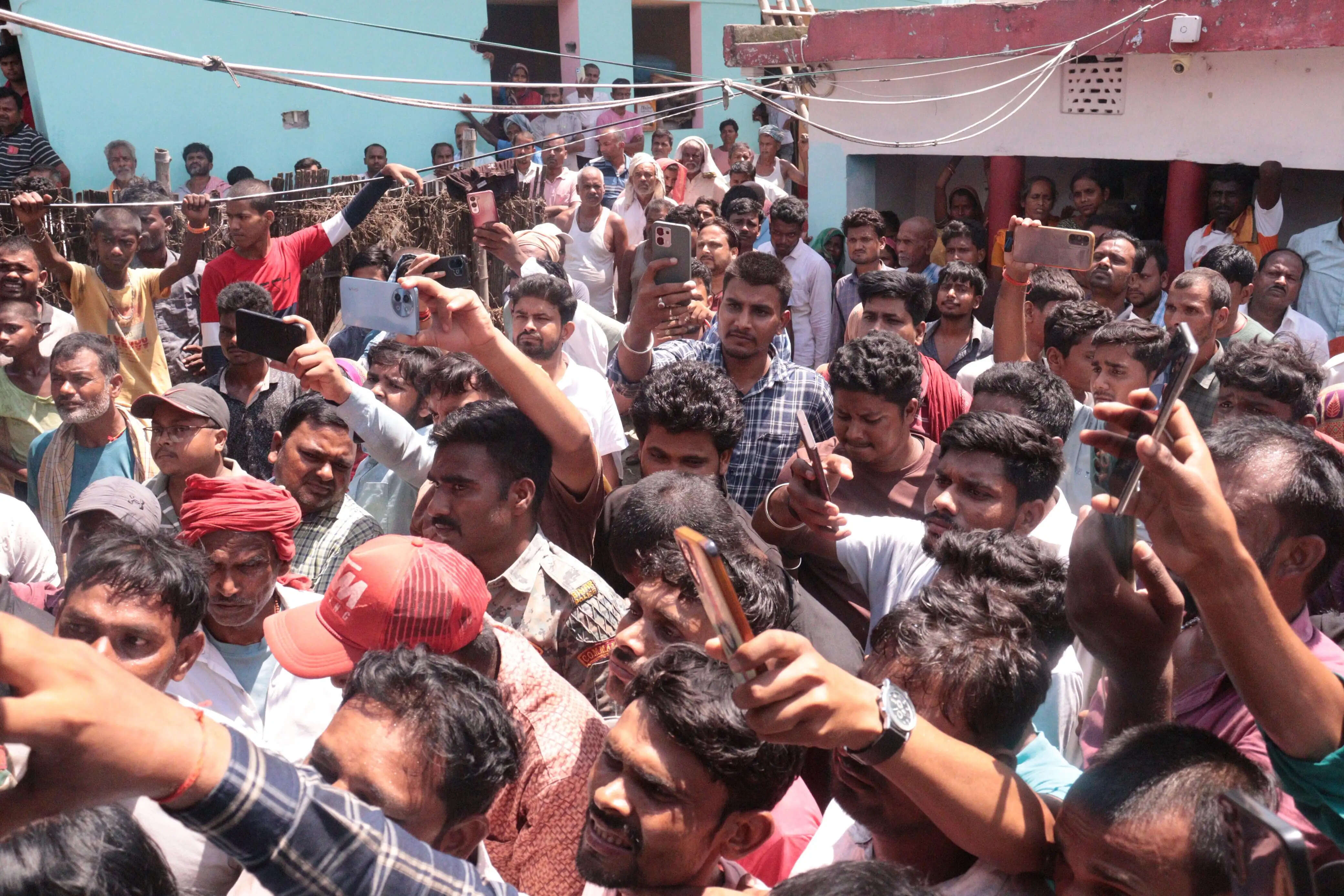 रोशन पंडित हत्याकांड पर पप्पू यादव का बड़ा बयान, बोले- यह सिर्फ जमीन विवाद नहीं, सुनियोजित हत्या