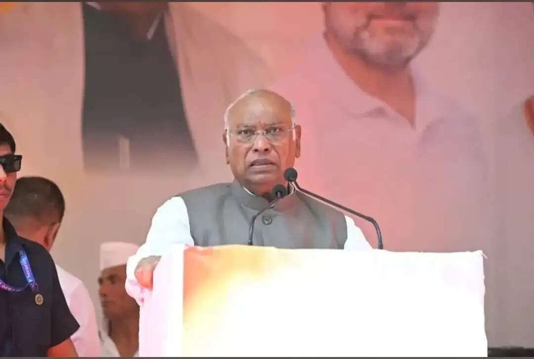 हल्द्वानी से कांग्रेस ने किया ‘विजय शंखनाद’, खरगे बोले- उत्तराखंड से बनेगी कांग्रेस की सरकार