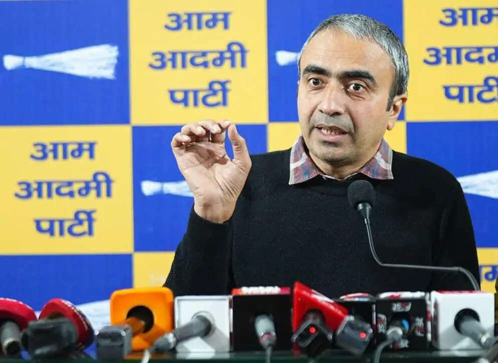 कर्ज व झूठे वादों का दस्तावेज है बजट:अनुराग ढांडा