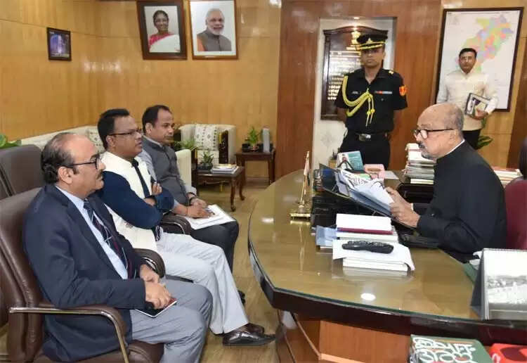 राज्यपाल डेका ने शहीद महेंद्र कर्मा विश्वविद्यालय की भूमि को यथावत रखने दिए निर्देश