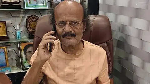 विस उपचुनाव : नंदीग्राम के बाद अब रेजीनगर से भी ममता बनर्जी के उम्मीदवार ने लिया नाम वापस