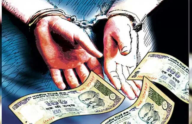 ईडब्ल्यूएस प्रमाणपत्र के लिए चार हजार रुपये रिश्वत मांगने का आरोप, राजस्व निरीक्षक रंगेहाथ पकड़ा गया