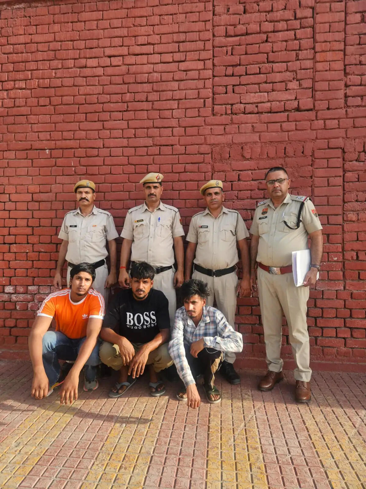 जींद : सीएससी में घुस जानलेवा हमला करने के तीन आरोपित गिरफ्तार