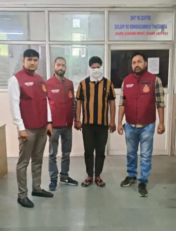 प्रॉपर्टी निवेश के नाम पर ठगी करने वाला अपराधी गिरफ्तार, लंबे समय से था फरार