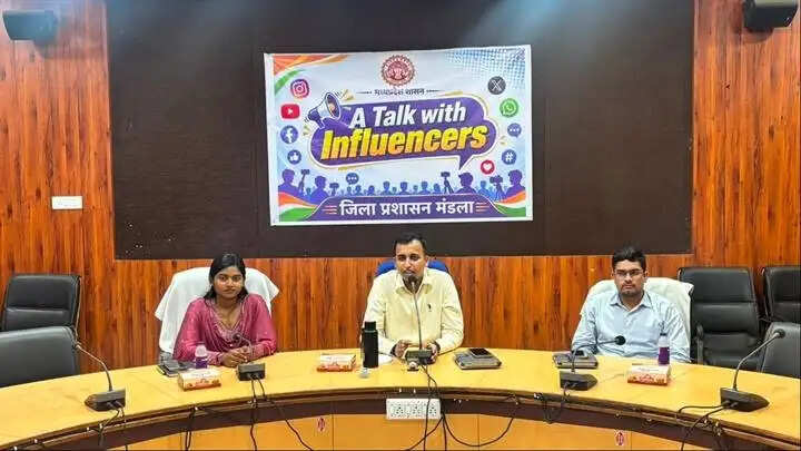 प्रशासनिक अभियानों को सफल बनाने में इंफ्लुएंसर्स का सहयोग महत्वपूर्ण: कलेक्टर