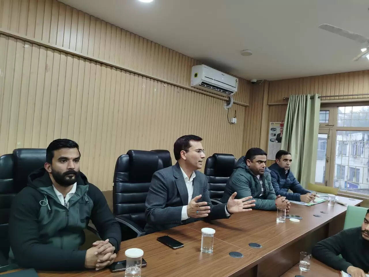 पर्यावरण संरक्षण के लिए त्यागें सिंगल यूज प्लास्टिक: रोहित राठौर