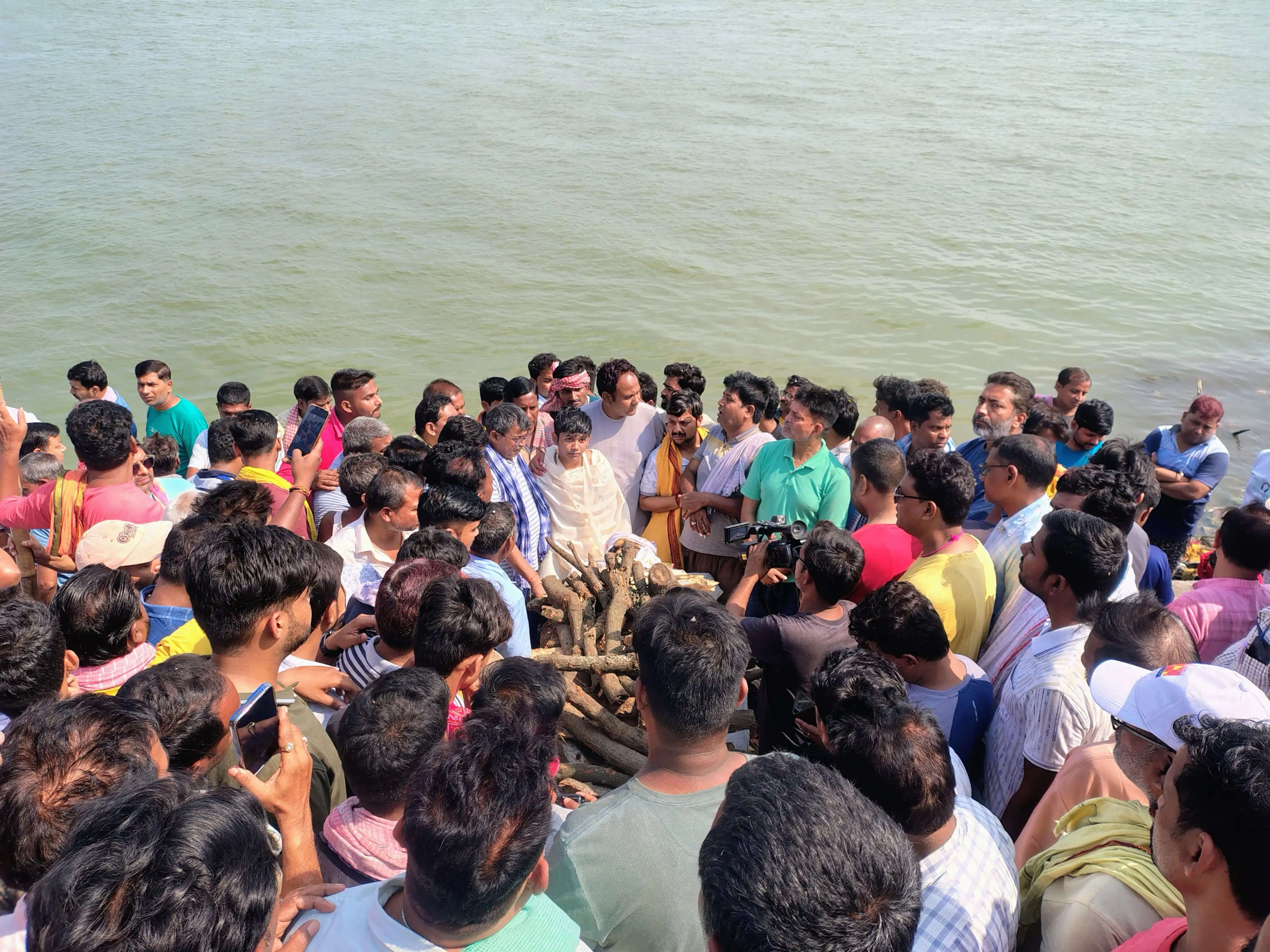 नप चेयरमैन के अंतिम यात्रा में उमड़ा जनसैलाब