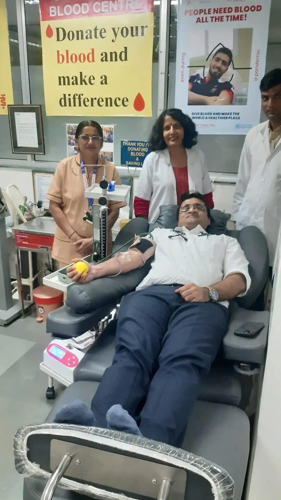 स्वैच्छिक रक्तदान कर भर दी किसी के जीवन की आस