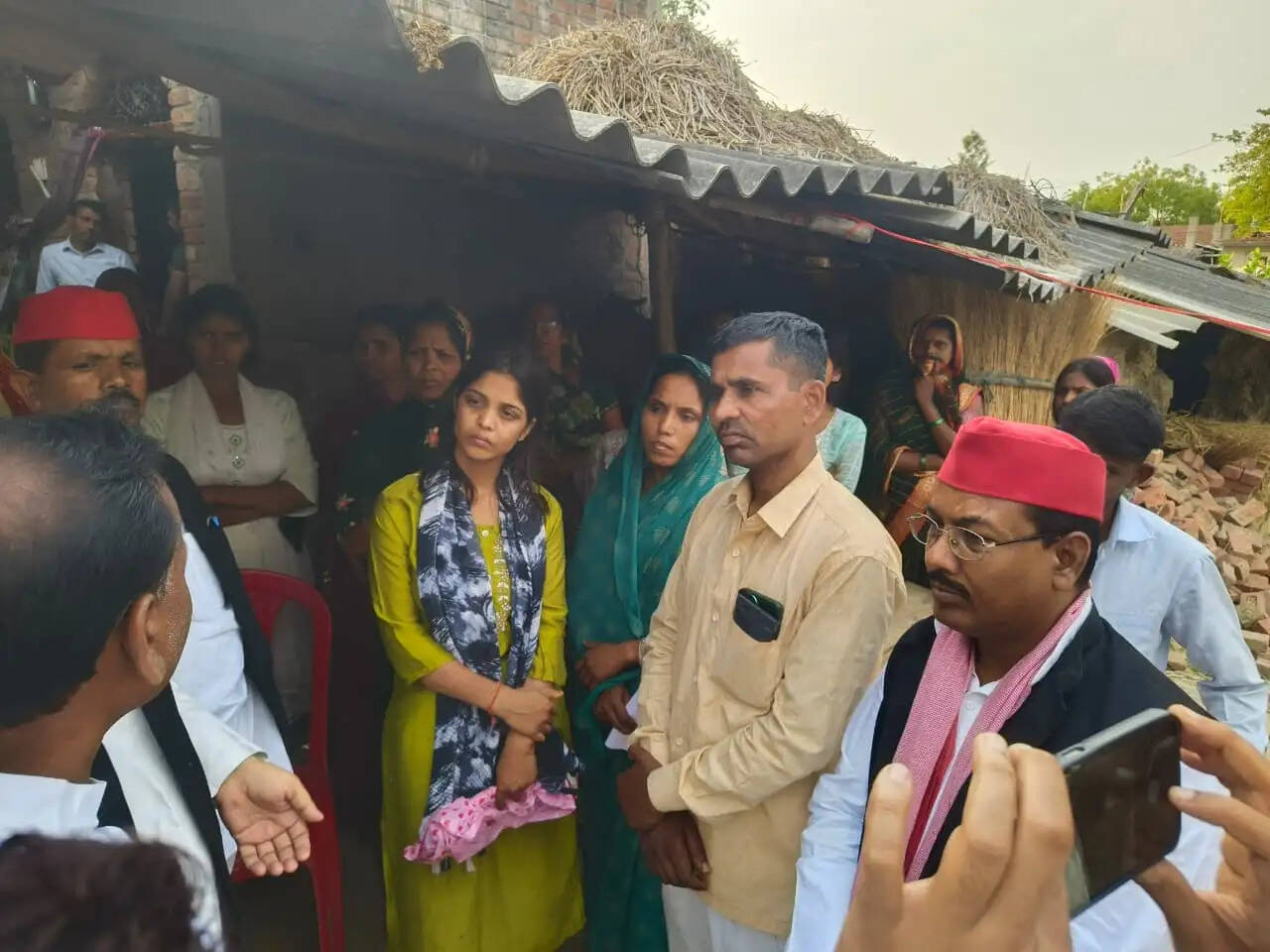 आजाद बिंद हत्याकांड : सपा ने की न्याय एवं 01 करोड़ मुआवजा, नौकरी व सुरक्षा की मांग