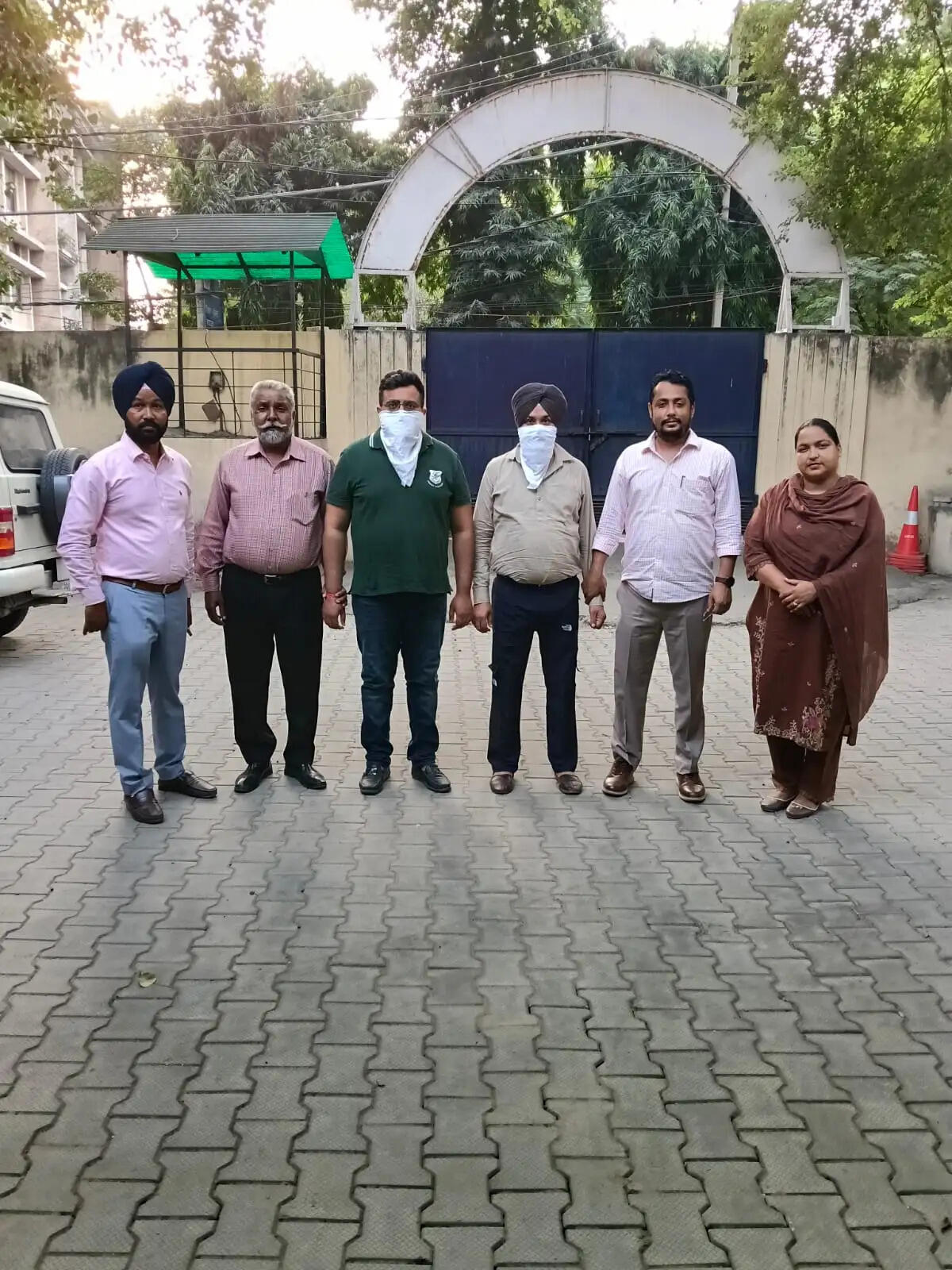 विजिलेंस ब्यूरो ने 4 हजार रुपये रिश्वत लेते पटवारी और उसके एजेंट को पकड़ा