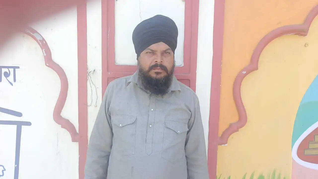 पुलिस ने डोडा चूरा तस्कर को ट्रक सहित दबोचा